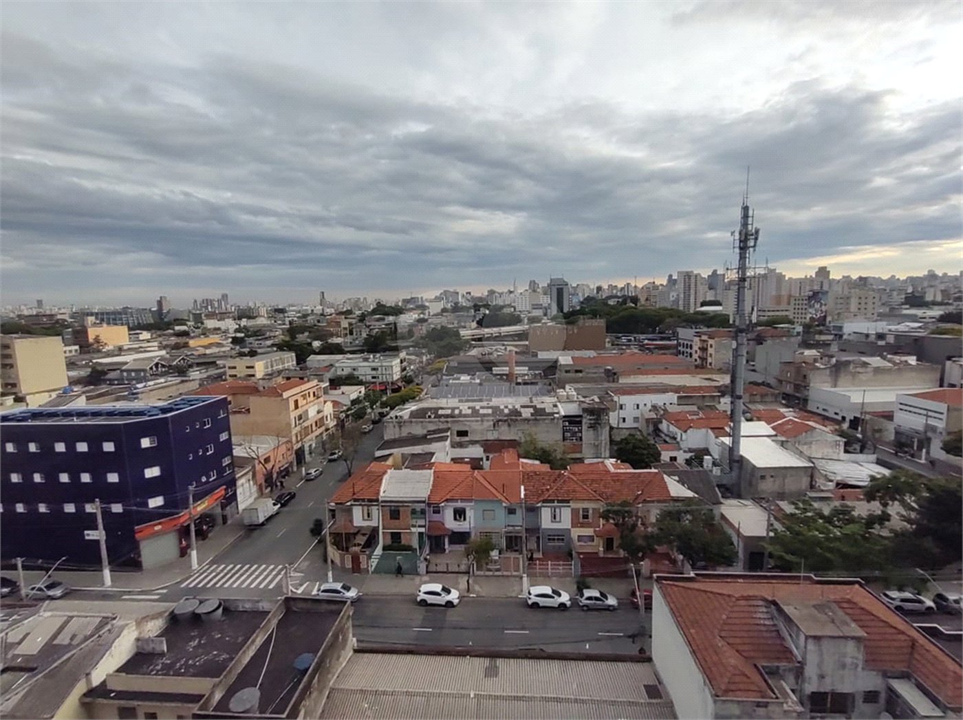 Apartamento à venda com 2 quartos em Luz, São Paulo, SP