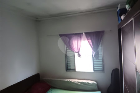 Condomínio à venda com 2 quartos em Vila São Paulo, Mogi das Cruzes, SP