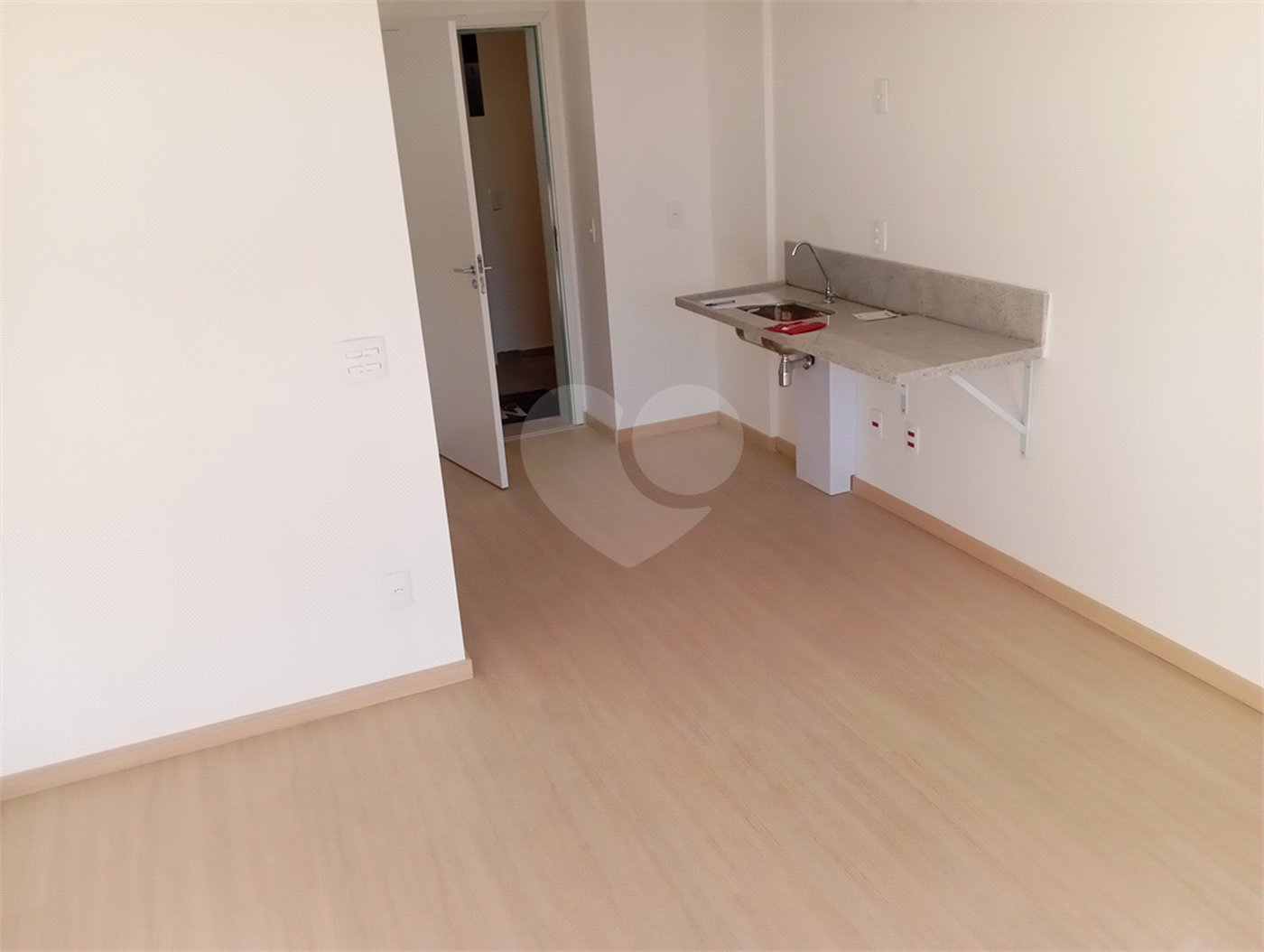 Studio à venda ou para alugar com 1 suíte em Pinheiros, São Paulo, SP