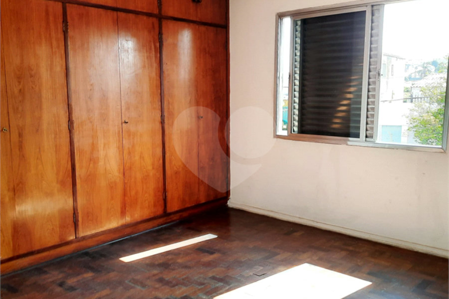 Sobrado à venda com 3 quartos, sendo 1 suíte, em Vila Gustavo, São Paulo, SP