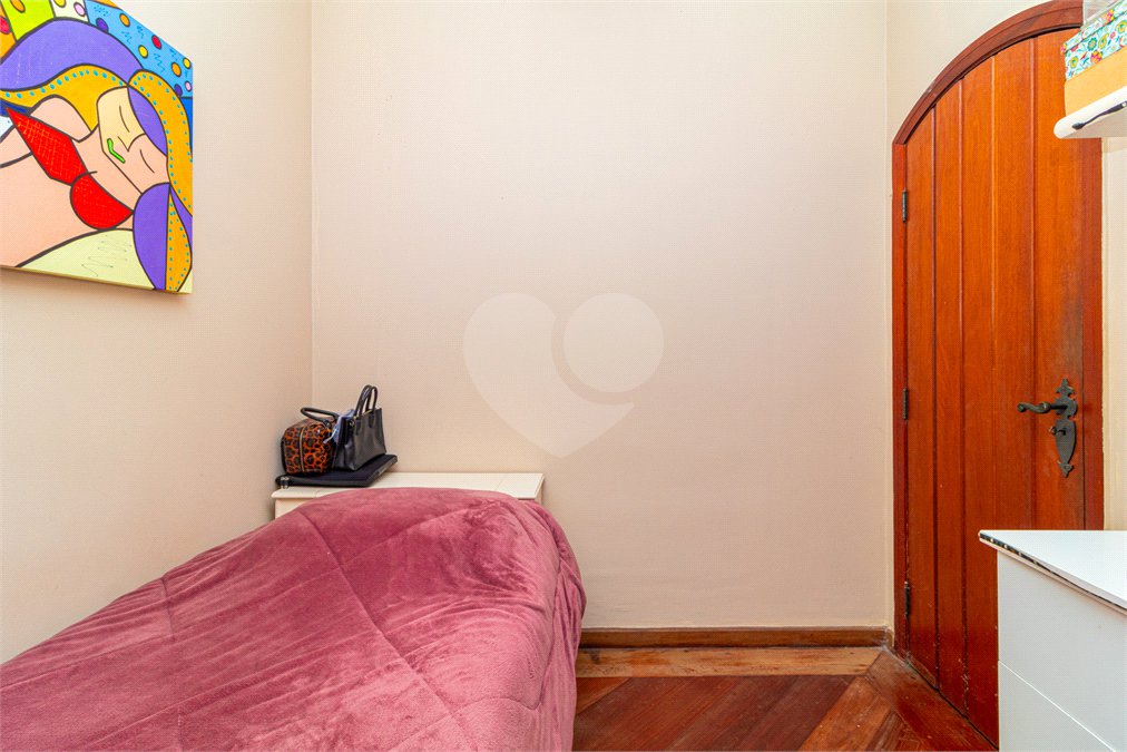 Casa à venda com 4 suítes em Jardim Marajoara, São Paulo, SP