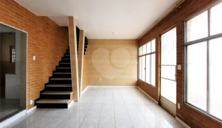 Casa de Vila à venda com 5 quartos, sendo 1 suíte,  em Freguesia (jacarepaguá), Rio de Janeiro, RJ