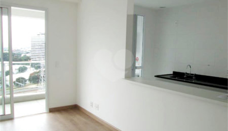 Apartamento para alugar com 2 quartos em Vila Anastácio, São Paulo, SP