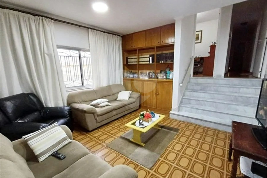 Casa à venda com 4 quartos, sendo 1 suíte, em Tremembé, São Paulo, SP