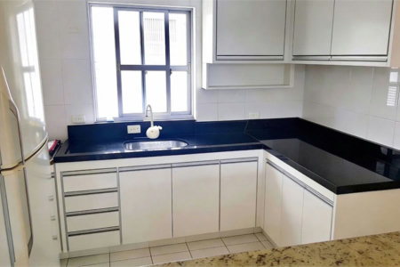 Apartamento com 3 dormitórios à venda, 87 m² por R$ 450.000,00 - Jardim Três Marias - Guarujá/SP