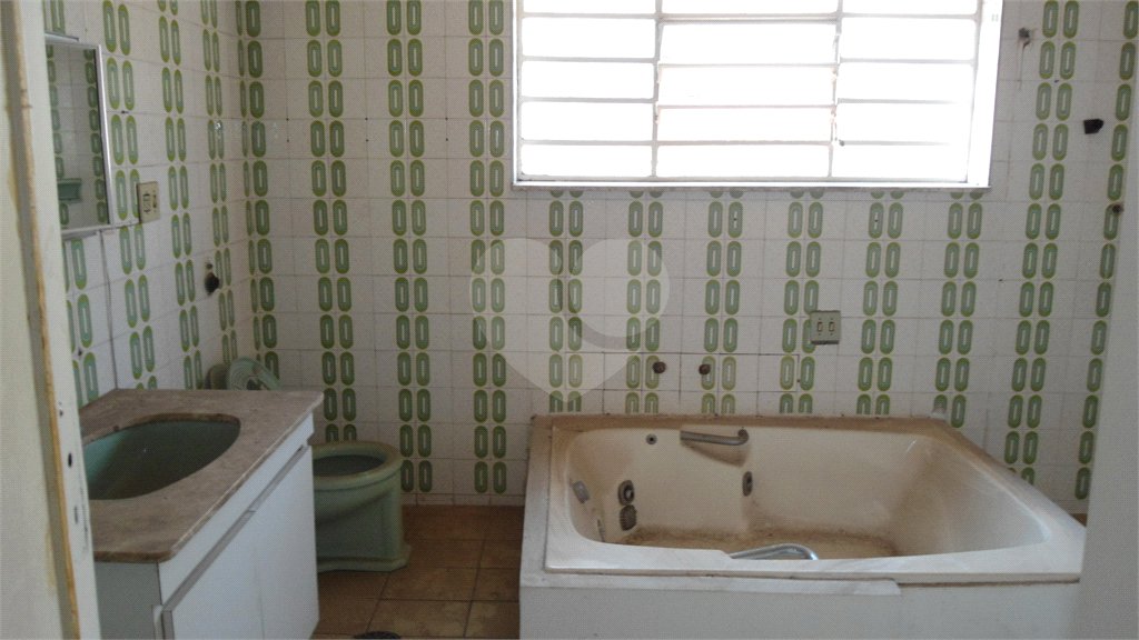Sobrado à venda ou para alugar com 3 quartos, sendo 1 suíte, em Alto da Lapa, São Paulo, SP