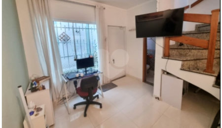 Casa à venda com 2 suítes em Parada Inglesa, São Paulo, SP