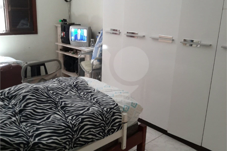 Casa à venda com 5 quartos, sendo 2 suítes, em Parque Edu Chaves, São Paulo, SP