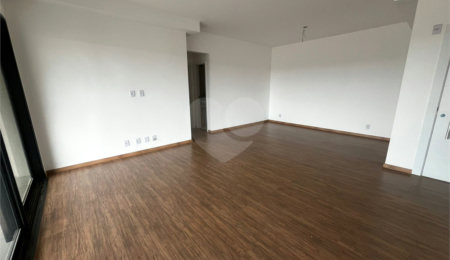 Apartamento à venda com 3 suítes no Centro, Itapetininga, SP
