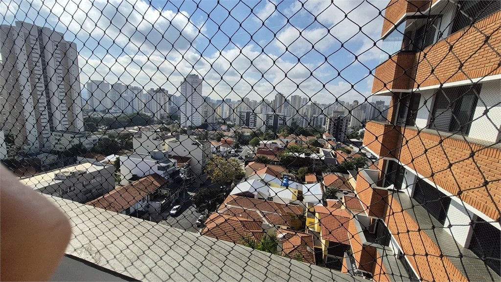 Apartamento à venda ou para alugar com 3 quartos, sendo 2 suítes, em Vila Romana, São Paulo, SP