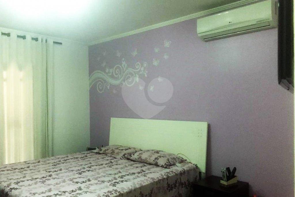 Sobrado à venda com 3 suítes em Vila Milton, Guarulhos, SP