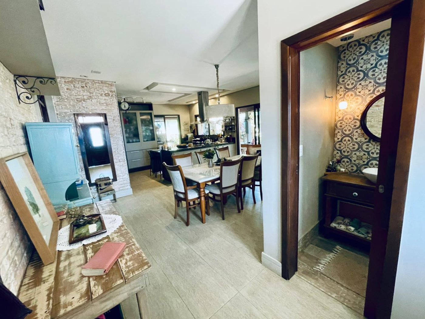 Casa à venda com 3 quartos, sendo 1 suíte, em Jardim Adelaide, Hortolândia, SP