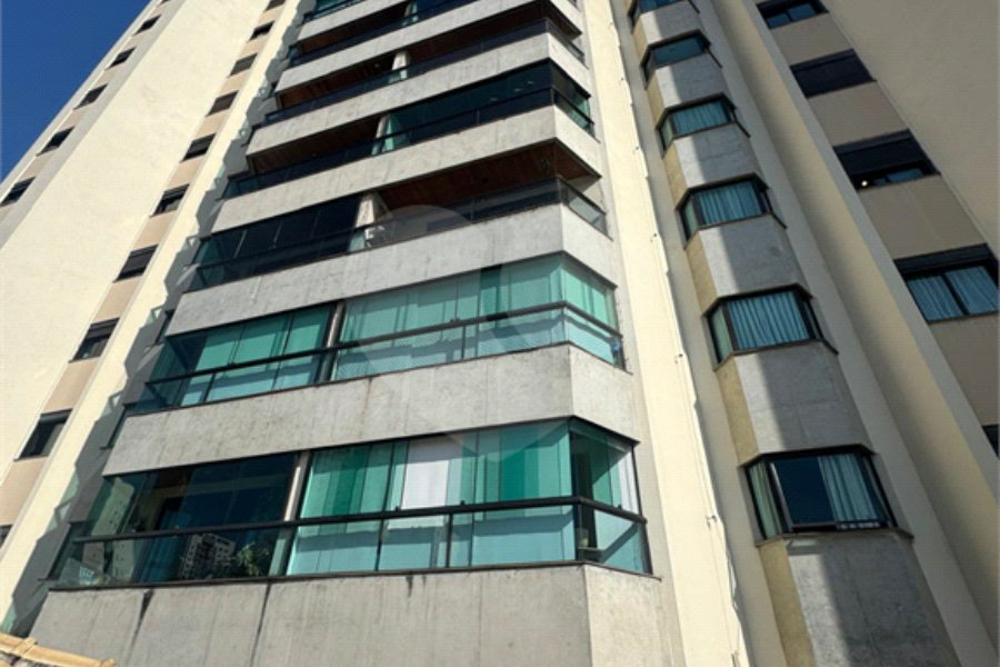 Apartamento à venda com 3 suítes em Santa Teresinha, São Paulo, SP