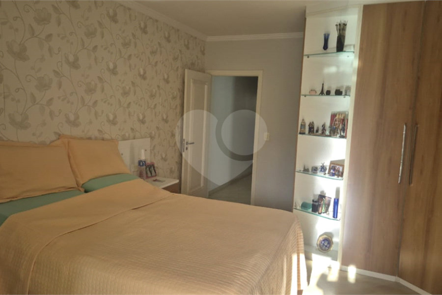 Sobrado à venda com 3 quartos, sendo 1 suíte, em Tremembé, São Paulo, SP