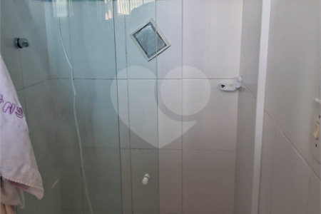 Casa à venda com 3 quartos, sendo 2 suítes, no condomínio Rio Bon, Rio de Janeiro - RJ