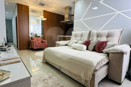 Casa à venda com 2 suítes, em Jardim Quaresmeira III, Suzano, SP