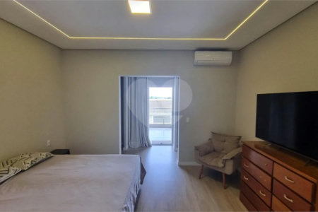 Casa à venda com 3 quartos, sendo 1 suíte, em Jardim Novo Mundo, Várzea Paulista, SP