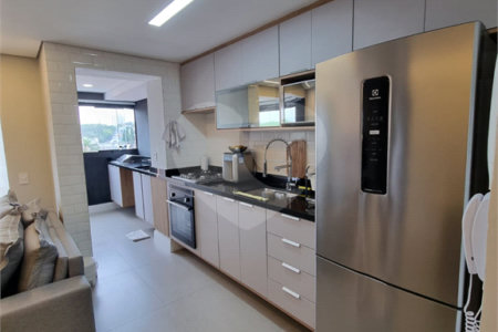Apartamento à venda com 3 quartos, sendo 1 suíte,  em Ferreira, São Paulo, SP