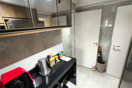 Apartamento à venda com 3 quartos, sendo 1 suíte, em Jardim Vazani, São Paulo, SP