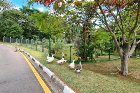 Casa à venda com 3 suítes no condomínio Terras de São Francisco, Vinhedo - SP