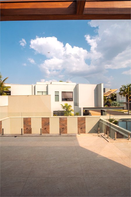Casa à venda ou para alugar com 4 suítes no condomínio Jardim Vila Paradiso, Indaiatuba - SP