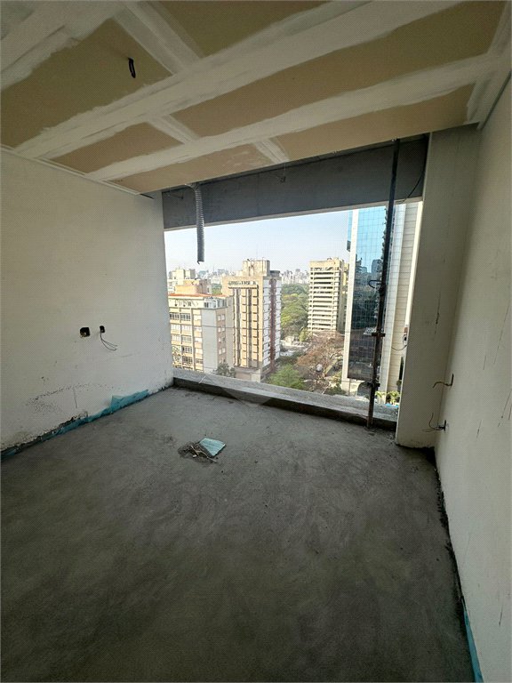 Apartamento à venda com 2 suítes em Jardim Europa, São Paulo, SP