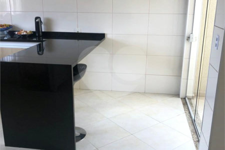 Casa à venda com 3 suítes em Mogi Moderno, Mogi das Cruzes, SP