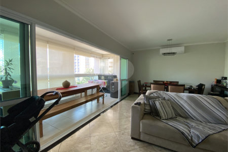 Apartamento à venda com 3 suítes em Água Fria, São Paulo, SP