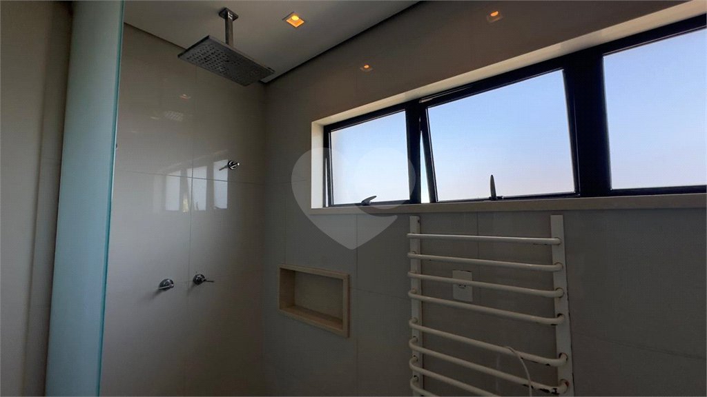 Casa à venda com 6 quartos, sendo 3 suítes, no condomínio Jardim Vila Paradiso, Indaiatuba - SP