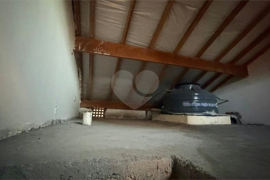 Casa à venda com 2 suítes no condomínio Residencial Real North Pedro, São Paulo - SP