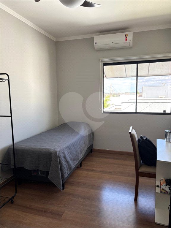 Casa à venda com 4 quartos, sendo 1 suíte, no condomínio Lagos D Icaraí, Salto - SP