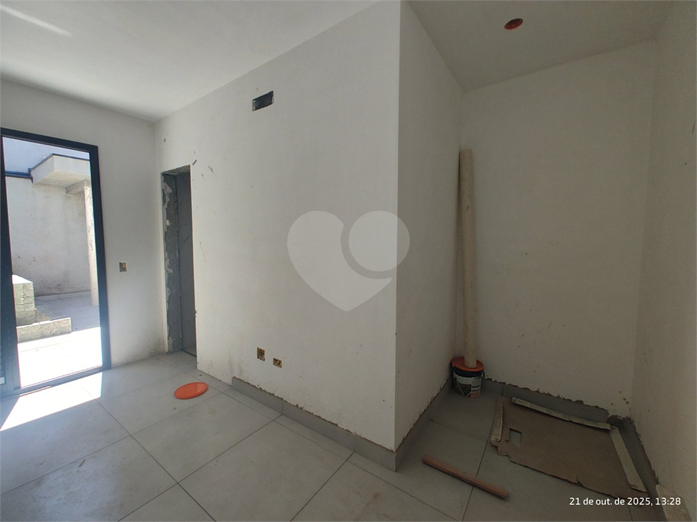 Casa Térrea à venda com 3 suítes em Jardim do Lago, Atibaia, SP