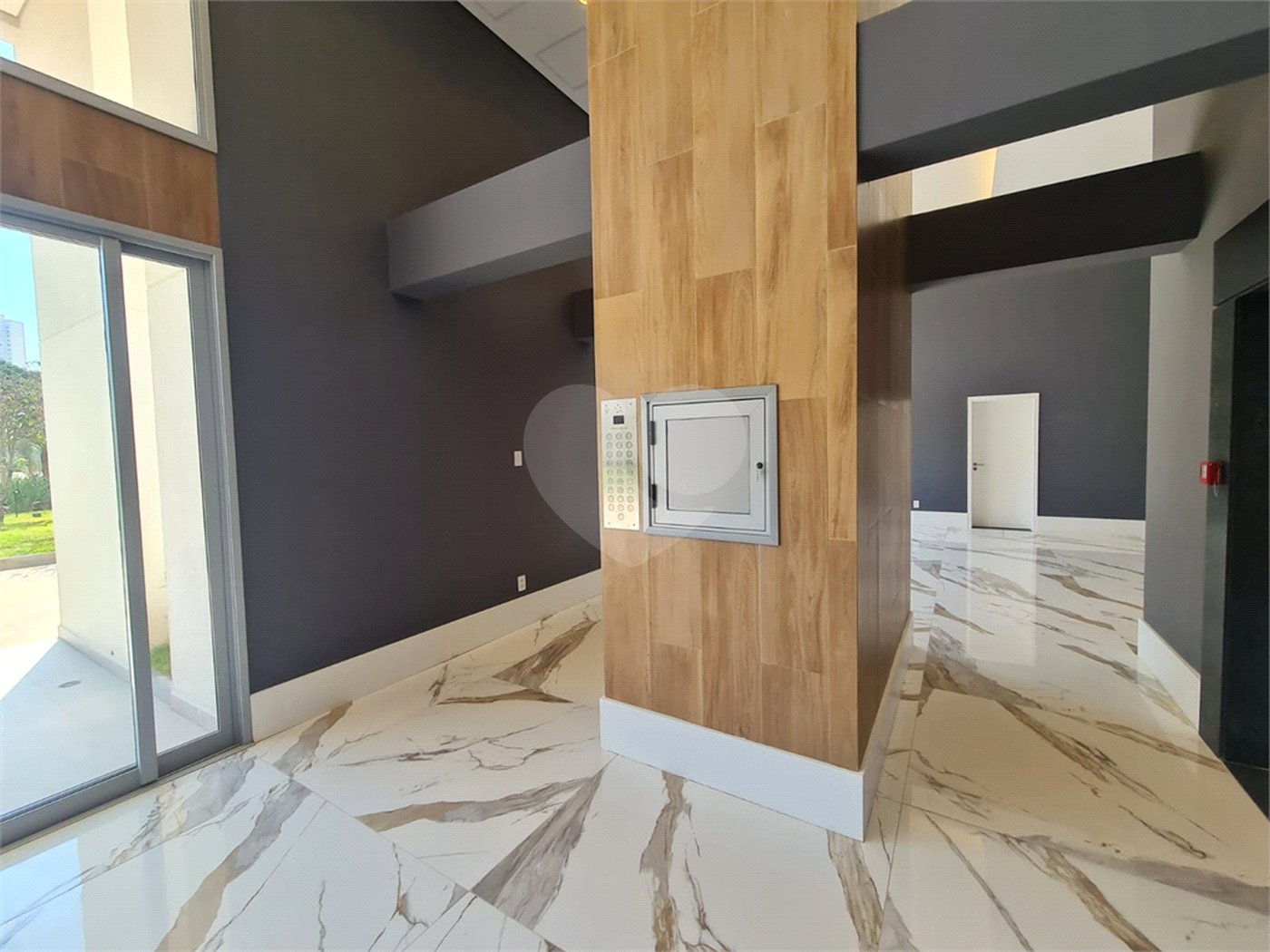 Apartamento à venda com 3 suítes em Jardim Marajoara, São Paulo, SP