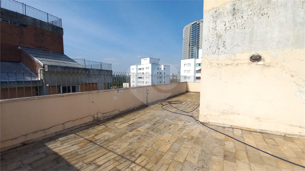 Cobertura à venda com 3 quartos, sendo 1 suíte,  em Vila Pirajussara, São Paulo, SP