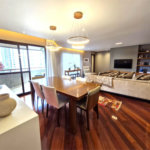 Apartamento à venda com 4 quartos, sendo 2 suítes, em Alto da Boa Vista, São Paulo, SP