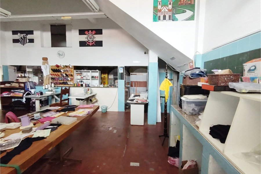 Prédio à venda com 4 quartos, sendo 1 suíte, em Tremembé, São Paulo, SP