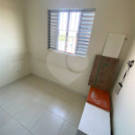 Sobrado à venda com 3 quartos, sendo 1 suíte, em Jardim Beatriz, Poá, SP