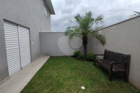 Casa Térrea à venda com 3 suítes em Jardim do Lago, Atibaia, SP