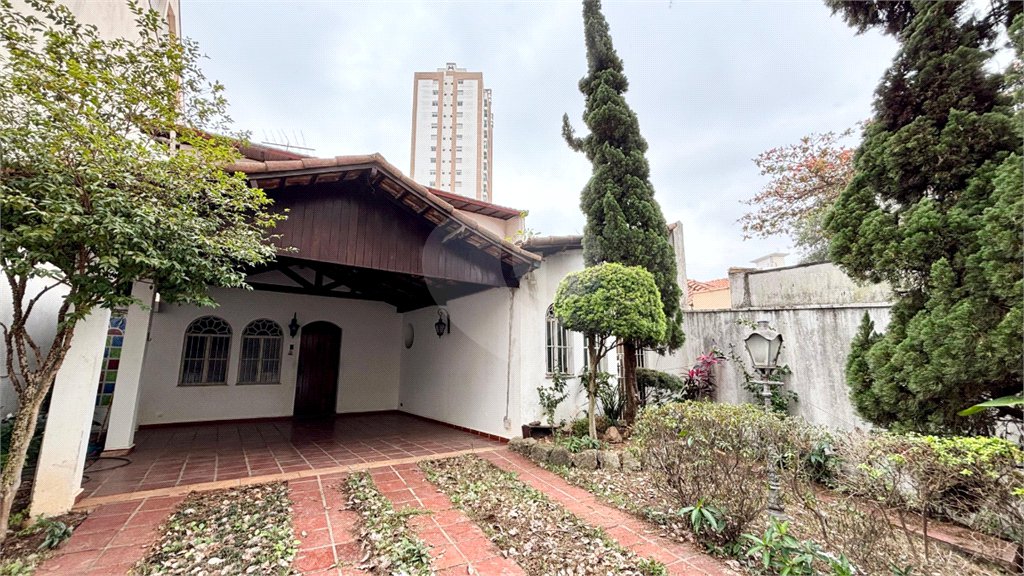 Casa à venda com 5 quartos, sendo 2 suítes, em Vila Formosa, São Paulo, SP