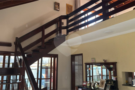 Sobrado à venda com 5 quartos, sendo 3 suítes,  em Jardim Recanto do Valle, Indaiatuba, SP