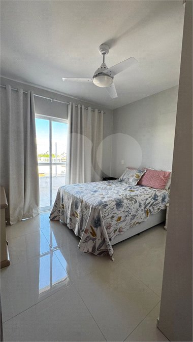Casa em condomínio à venda com 4 quartos, sendo 2 suítes, em Palmeiras, Cabo Frio, RJ