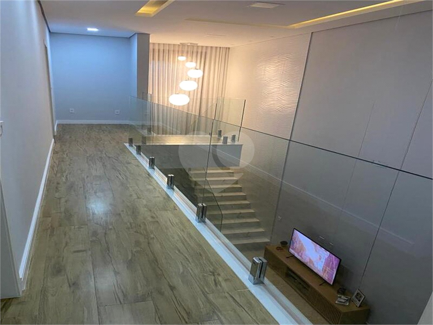 Casa à venda com 3 quartos, sendo 1 suíte,  no condomínio Residencial Mantova, Indaiatuba - SP
