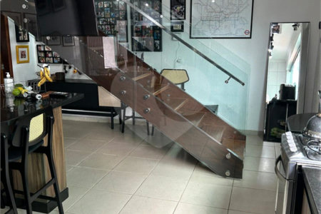 Casa à venda com 2 suítes no condomínio Residencial, Mogi das Cruzes - SP