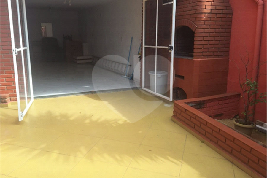 Casa à venda com 4 quartos, sendo 1 suíte, em Sapopemba, São Paulo, SP