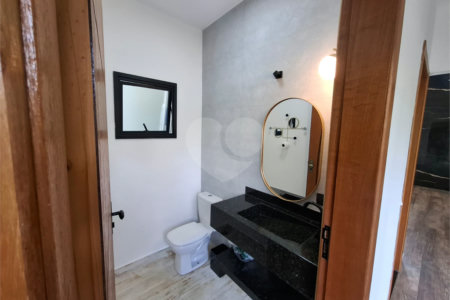 Casa à venda com 3 quartos, sendo 1 suíte, em Estância Comandante Barros, Jarinu, SP