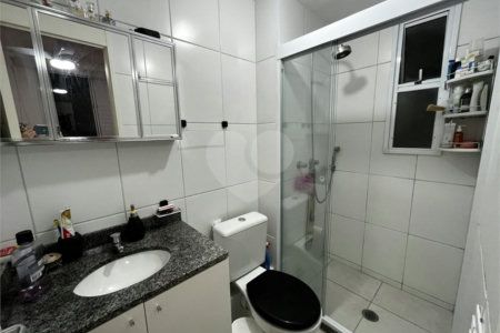 Apartamento à venda com 2 quartos, sendo 1 suíte,  em Vila Praia, São Paulo, SP