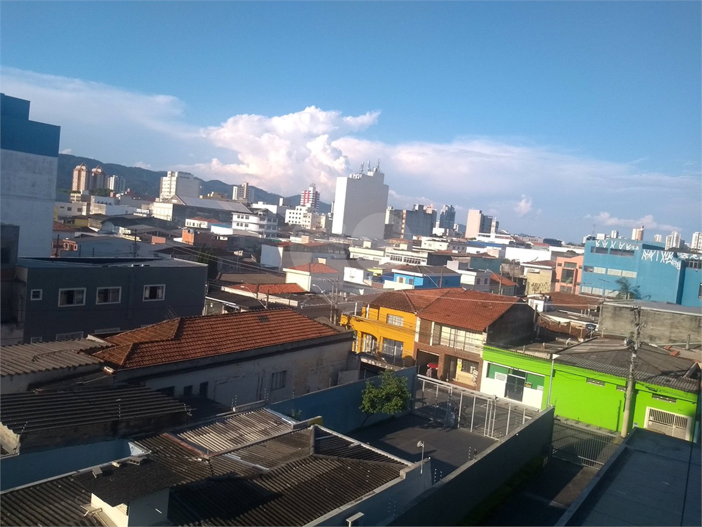 Apartamento à venda com 3 quartos, sendo 1 suíte,  no Centro, Mogi das Cruzes, SP