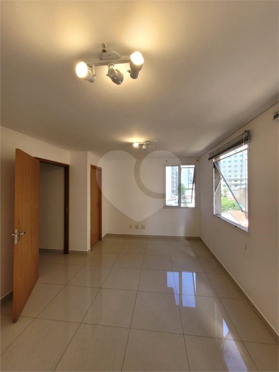 Sala à venda em Bela Vista, São Paulo, SP