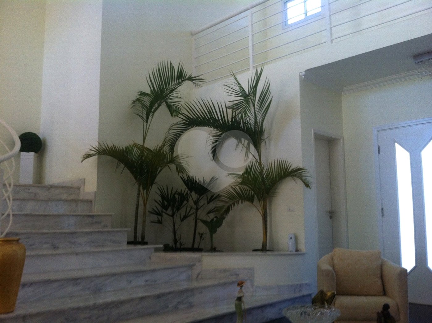 Casa à venda com 6 quartos, sendo 4 suítes,  no condomínio Monte Belo, Salto - SP