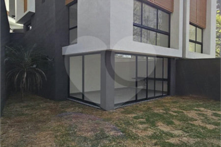 Casa à venda com 4 suítes no condomínio Cube Cidade Jardim, São Paulo - SP
